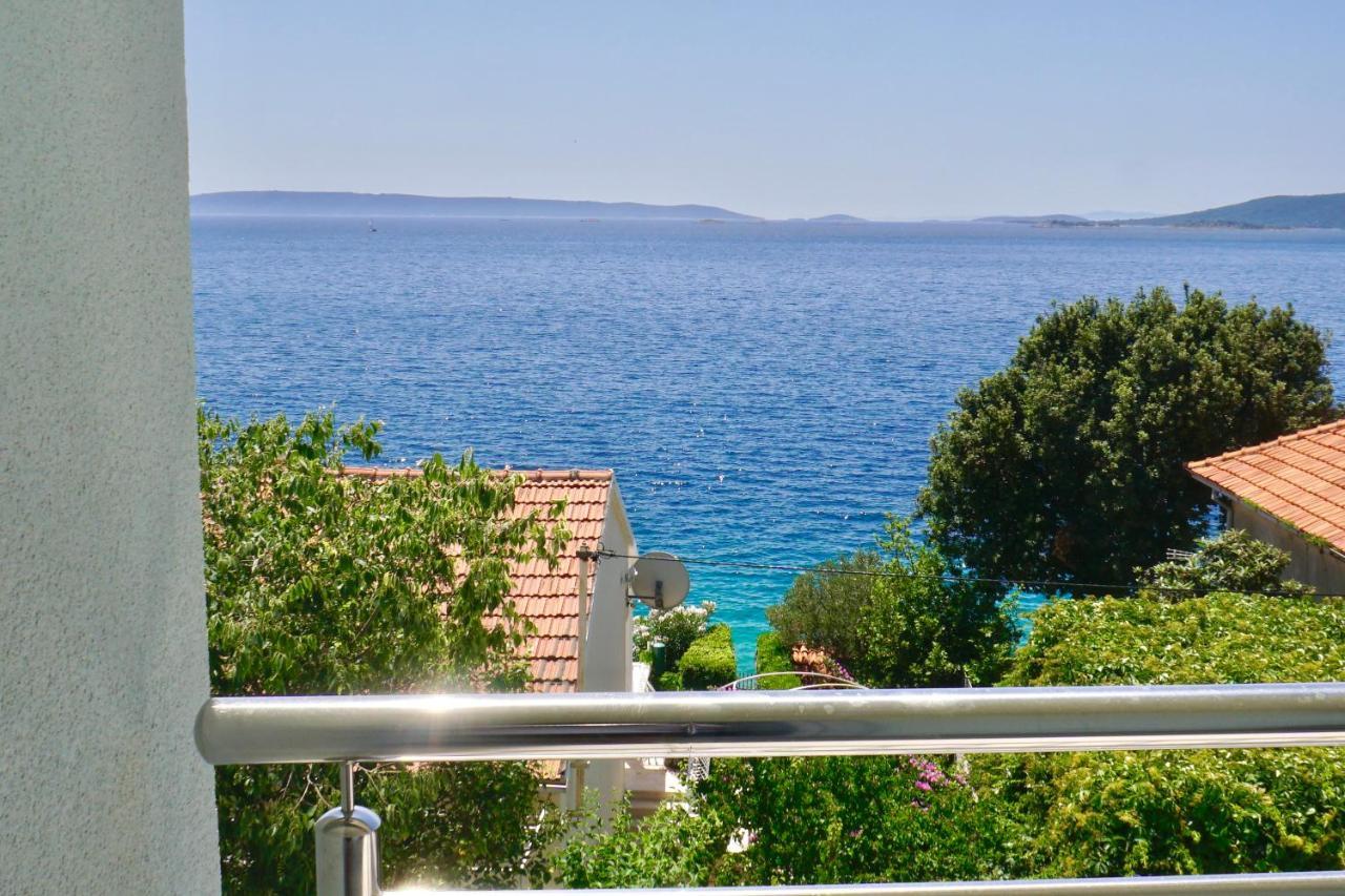 Trogir-Luxury Villa Sapphirus Seget Vranjica Exterior photo